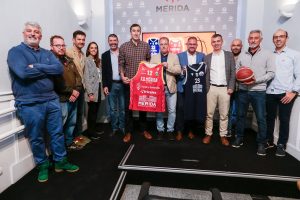 El Ayuntamiento de Mérida patrocinará, mediante una subvención nominativa de 6.000 euros, al Formación Deportiva Mérida y al Club Polideportivo Don Bosco de Baloncesto