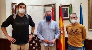 Formación Deportiva Mérida ha presentado esta mañana al alcalde su proyecto para 2021-2022