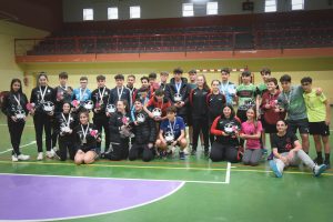 El Campeonato de Extremadura de Categorías Inferiores de Tenis de Mesa “derrocha talento y ha tenido una alta participación” como ha destacado el delegado de Deportes, Toni Marín  
