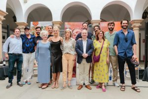 El delegado de Cultura, Antonio Vélez, destaca al sector de la hostelería y alojamientos como abanderados de la ciudad con el Festival de Mérida