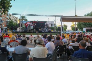 El Ayuntamiento concede una subvención de 800 euros a las Asociaciones Vecinales para la realización de las semanas culturales