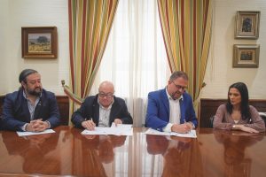 Ayuntamiento y UCETA renuevan su convenio de colaboración para favorecer el trabajo asociado en la ciudad