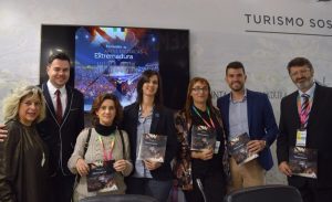 El delegado de Turismo asiste a la firma de un protocolo turístico de la Junta con Guanajuato
