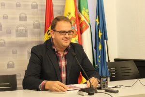 El alcalde valora los primeros cien días de gobierno de la legislatura