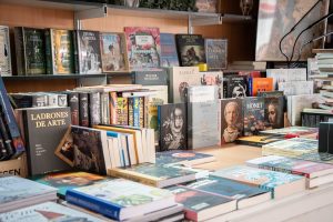 La Feria del Libro comienza esta tarde con 15 expositores y 35 presentaciones literarias junto a actividades infantiles y conciertos cada día