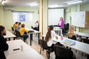 El Programa Crisol inicia una formación de camarero de pisos para quince personas