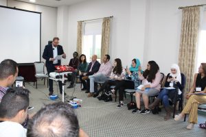 Jóvenes de la zona de Medio Oriente y el norte de África son recibidos por el alcalde de Mérida