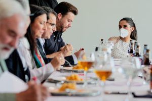El concurso de la “Mejor Tapa Gourmet 2021” congrega a 20 participantes en la Escuela de Hostelería