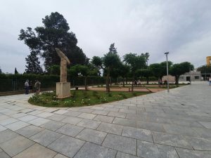 El alcalde de Mérida inaugura la nueva Plaza Margarita Xirgu como espacio de recepción de turistas