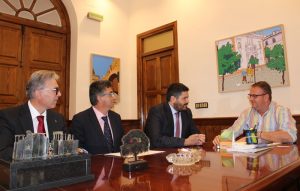El alcalde recibe al nuevo director de la ONCE en Mérida