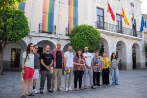 Con el izado de la Bandera y el pregón de Bob Pop arrancan mañana dos semanas de intensa actividad para celebrar el Orgullo 2025