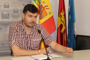 Los locales del centro podrán abrir hasta las 6 de la mañana, y los del ferial hasta las 7