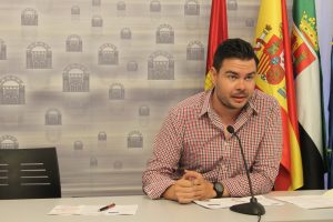 Deportes presenta su oferta de actividades para la temporada 2015/2016