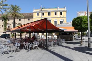 La Junta de Gobierno aprueba la adjudicación definitiva de los kioscos de la Plaza de España