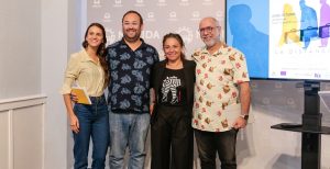 La obra de teatro «La distancia», un homenaje a nuestros mayores y quienes se ven obligados a emigrar, se estrena en Mérida