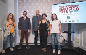 Piano, improvisación, canto e interpretación en el Curso Internacional de La Octava en el mes de julio