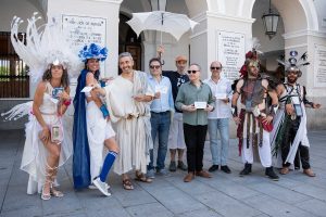 El Festival de Teatro, que inicia hoy su 71 edición, ofrece cuatro pasacalles que unirán los espacios escénicos de la ciudad