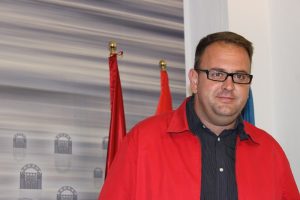 El alcalde dice que el presupuesto municipal no está saneado y hay partidas de algunas delegaciones ya agotadas
