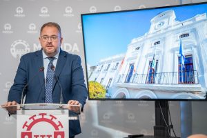 El alcalde, Antonio Rodríguez Osuna, lamenta que la Junta de Extremadura presente el presupuesto más bajo para la ciudad de Mérida de los últimos cinco años