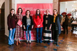 Prodean inaugura su tradicional rastrillo de Navidad en el Parador