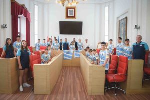 El alcalde recibe y felicita al Club Deportivo Josefinas Mérida tras los éxitos conseguidos durante la temporada