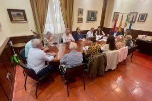 El Alcalde preside el Consejo de los Mayores celebrado hoy con la asistencia de representantes de los centros de mayores y asociaciones