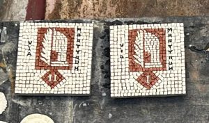 El Ayuntamiento señalizará con mosaicos las paradas del Via Martyrum desde el Puente Romano hasta la Basílica de Santa Eulalia