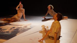 El Teatro María Luisa acogerá el sábado 14 de septiembre, con motivo de La Noche del Patrimonio, el espectáculo “Toda la luz del Mediodía” de Julián Pacomio