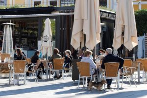 Aprobada la supresión del 50% de la tasa de ocupación de terrazas y veladores para los establecimientos de hostelería de la ciudad