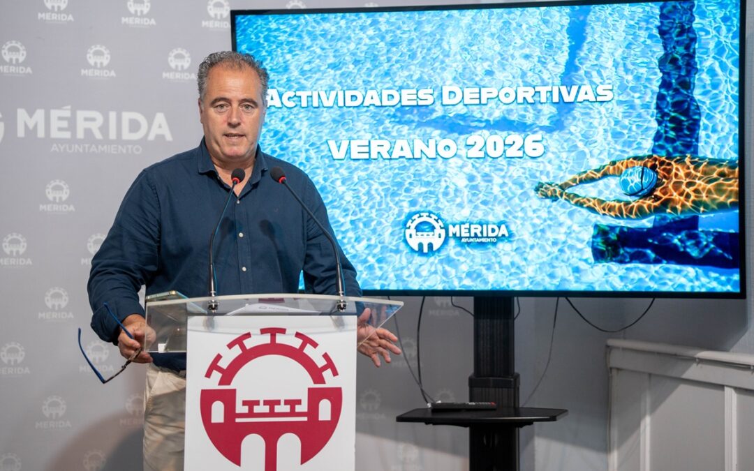 El Ayuntamiento oferta más de 600 plazas para los cursos de natación y de tecnificación deportiva de atletismo, gimnasia y tenis para el próximo verano