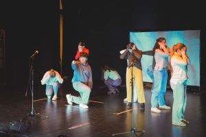 El alumnado de Primaria y Secundaria reivindican la Igualdad entre mujeres y hombres en la muestra audiovisual “Cambia el rollo” donde se ha galardonado a seis centros