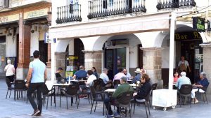 Publicado el decreto de ampliación del horario de terrazas y veladores durante los meses de verano