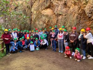 Visita cultural a La Jayona de los participantes en el Programa Crisol