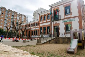 Los centros escolares de la ciudad realizarán una campaña de sensibilización sobre la importancia de no arrojar residuos en el entorno urbano y medioambiental