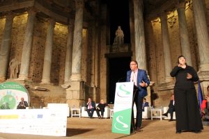 El XIII Congreso de Trabajo Social reúne a más de 1300 profesionales en Mérida
