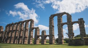 Promoción turística y cultural del Grupo de Ciudades Patrimonio de la Humanidad de España en Bolivia con la participación en el IV Congreso Internacional de Patrimonio Cultural y la exposición “Ciudades Patrimonio Mundial: Un Viaje por el Tiempo”