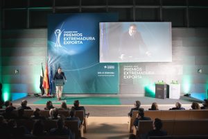Rodríguez Osuna afirma que la nueva terminal ferroviaria de Expacio Mérida generará buenas expectativas para la implantación de empresas en la ciudad y solicita a la Junta colaboración para hacer más competitivos los precios del suelo del Polígono de Sepes