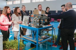 El IES Sáenz de Buruaga celebra su I Feria eMprende que ofrece herramientas de orientación profesional