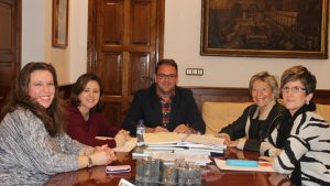 El alcalde se reúne con la presidenta de la Plataforma del Voluntariado