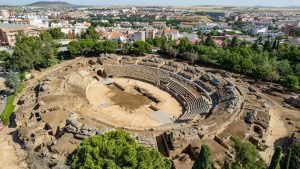 El alcalde de Mérida participa en la promoción turística del Grupo de Ciudades Patrimonio de la Humanidad y Paradores en el pabellón de Turespaña en la feria EXPO-Japan en Tokio