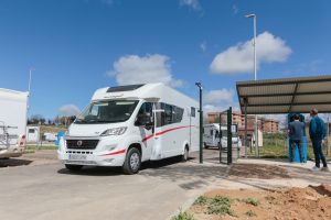 El nuevo área de caravanas de Mérida ha superado en menos de un mes las 700 pernoctaciones desde su apertura y cerca de 500 caravanas y autocaravanas han hecho uso de este nuevo recinto