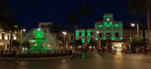 La fachada del Ayuntamiento, la fuente de la Plaza de España y varios monumentos se iluminan mañana de verde por el Día Nacional del Celiaco