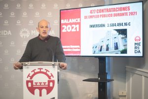 El Ayuntamiento generó 477 contrataciones en 2021 con una inversión de más de 3,6 millones de euros