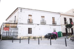 El Ayuntamiento adquiere el solar de Maderas Moreno, por 749.800 euros, para la adecuación integral del entorno de la Basílica de Santa Eulalia