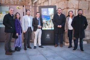 Mérida podrá cuantificar el número de turistas, sus preferencias, el flujo de visitantes y adaptar la oferta turística a las necesidades reales de quien nos visita gracias al proyecto ‘Destino Turístico Inteligente’ que hoy se ha puesto en marcha