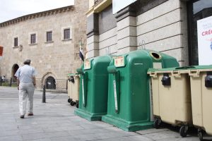 Entra en vigor el horario de verano de recogida de residuos y depósito en los contenedores