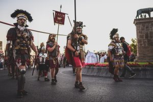 Los desfiles de tropas, ciudadanos romanos y esclavos por las calles animarán todos los espacios de Emerita Lvdica