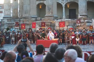 Aprobados los festivos locales de 2024 que serán el 23 de mayo por Emerita Lvdica, Fiesta de Interés Turístico, y el 10 de diciembre, día de Santa Eulalia, patrona de Mérida