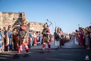 El programa de Emerita Lvdica incluye 13 desfiles de tropas, autoridades, esclavos, y ciudadanía romana por las calles del casco histórico