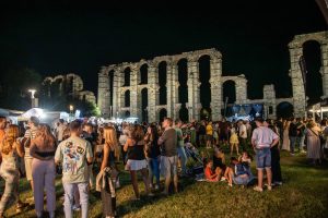 La II Feria de la Cerveza Artesanal comenzó ayer en el parque del acueducto de Los Milagros